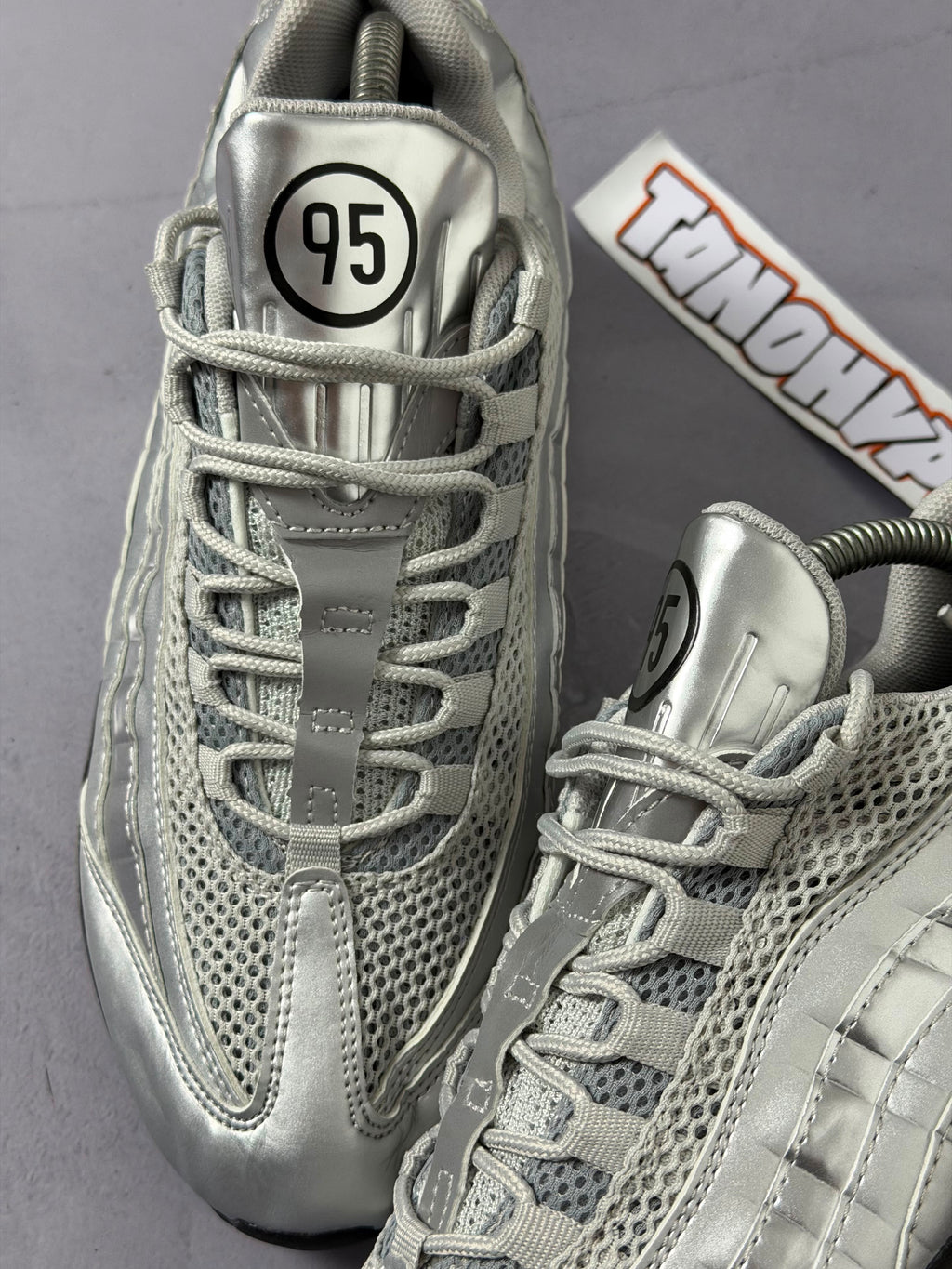 Tênis Nike Air Max 95 x Total 90 - Cinza