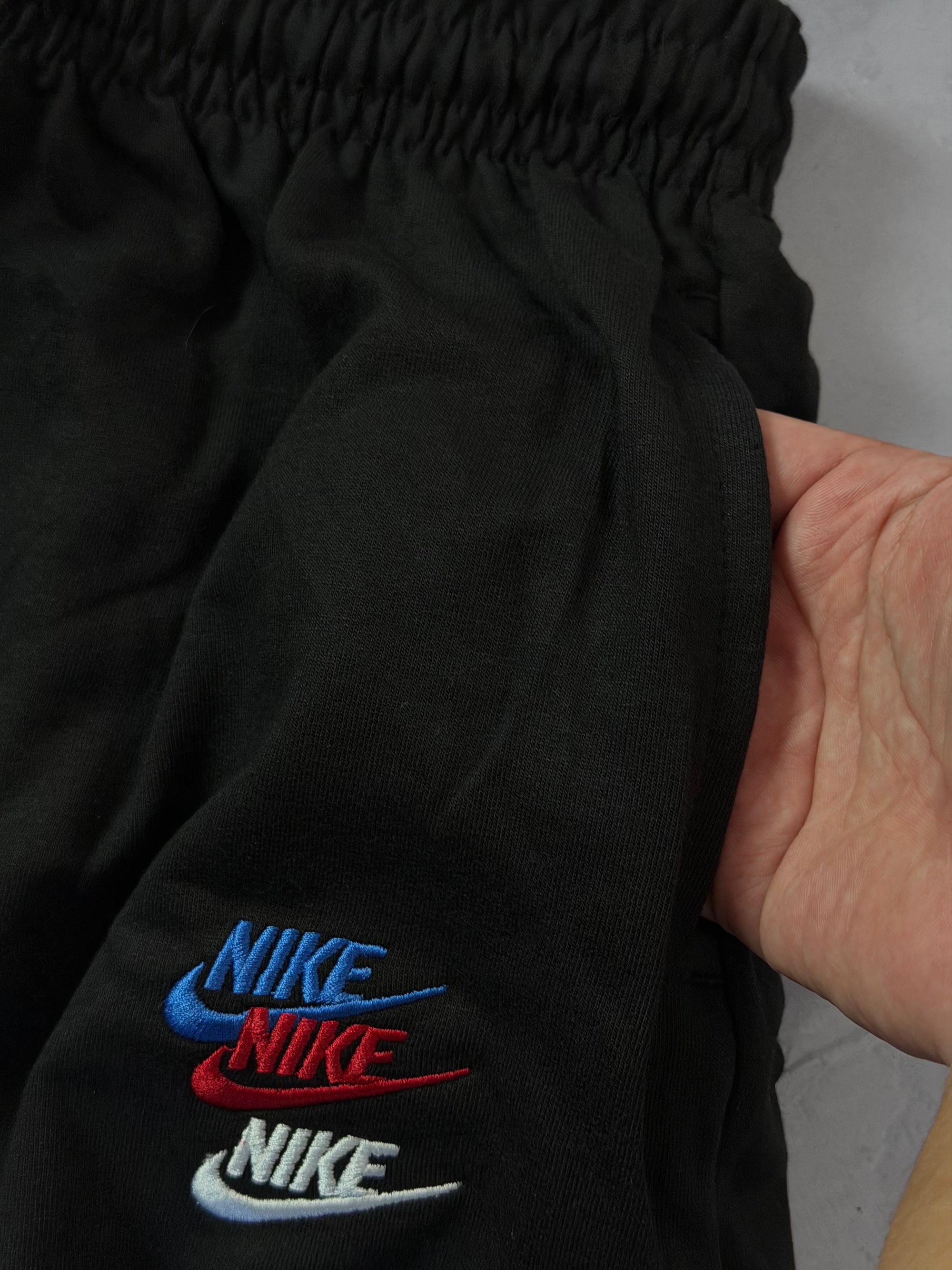Shorts Moletom Multi Swoosh - Preto
