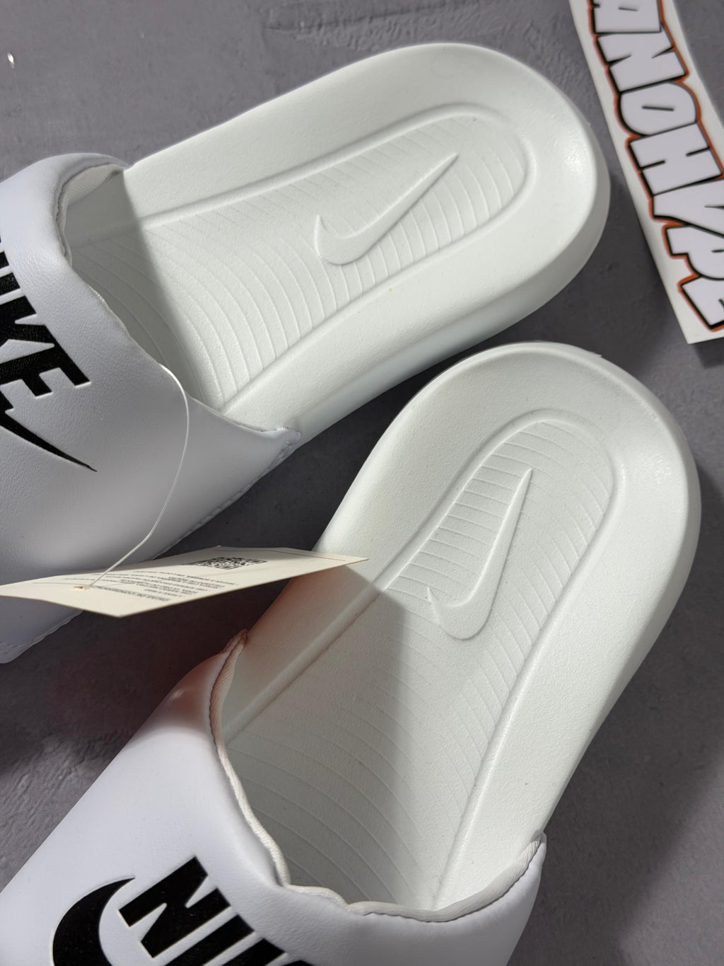 Chinelo Slide Nike Victori - Branco