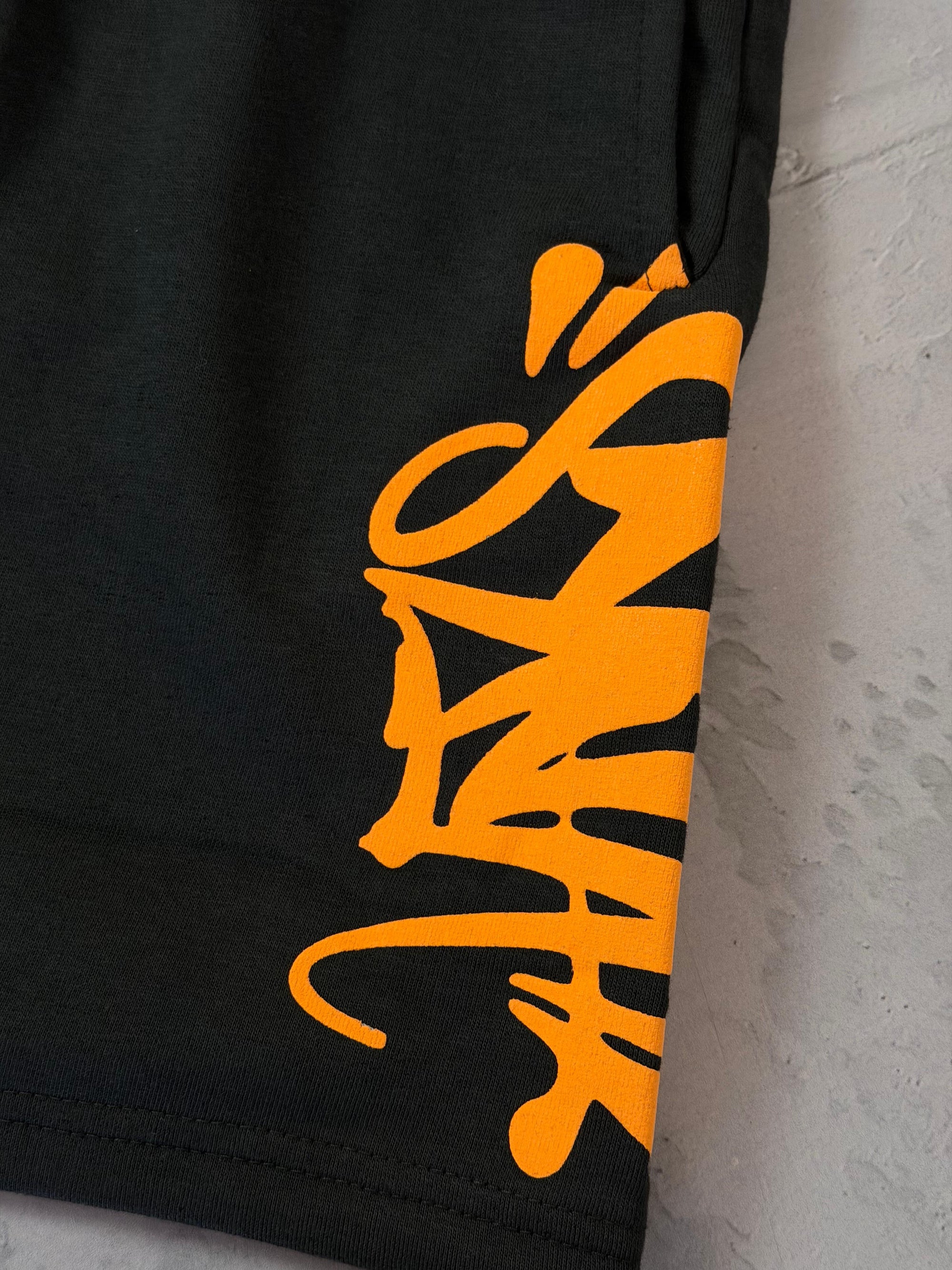 Conjunto Syna World - Black Orange