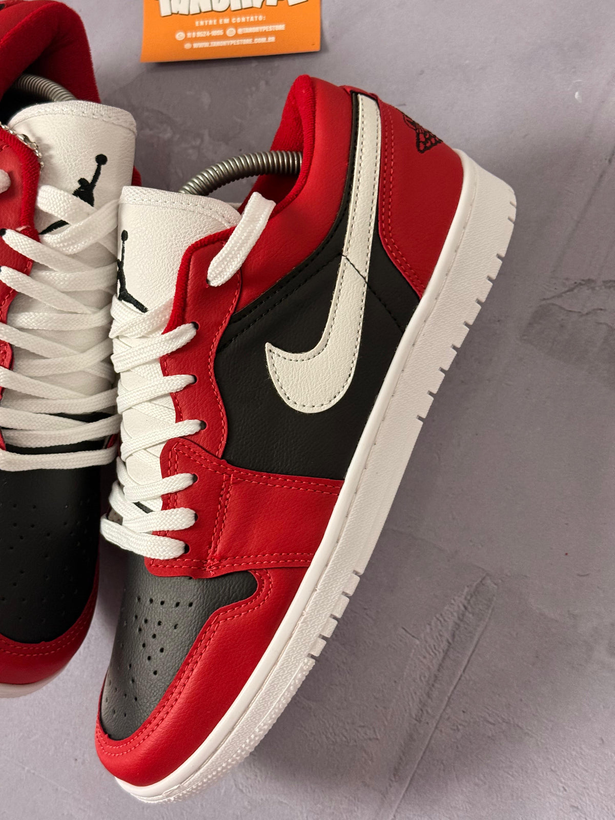 Tênis Nike Air Jordan Low 1 - Vermelho/Branco