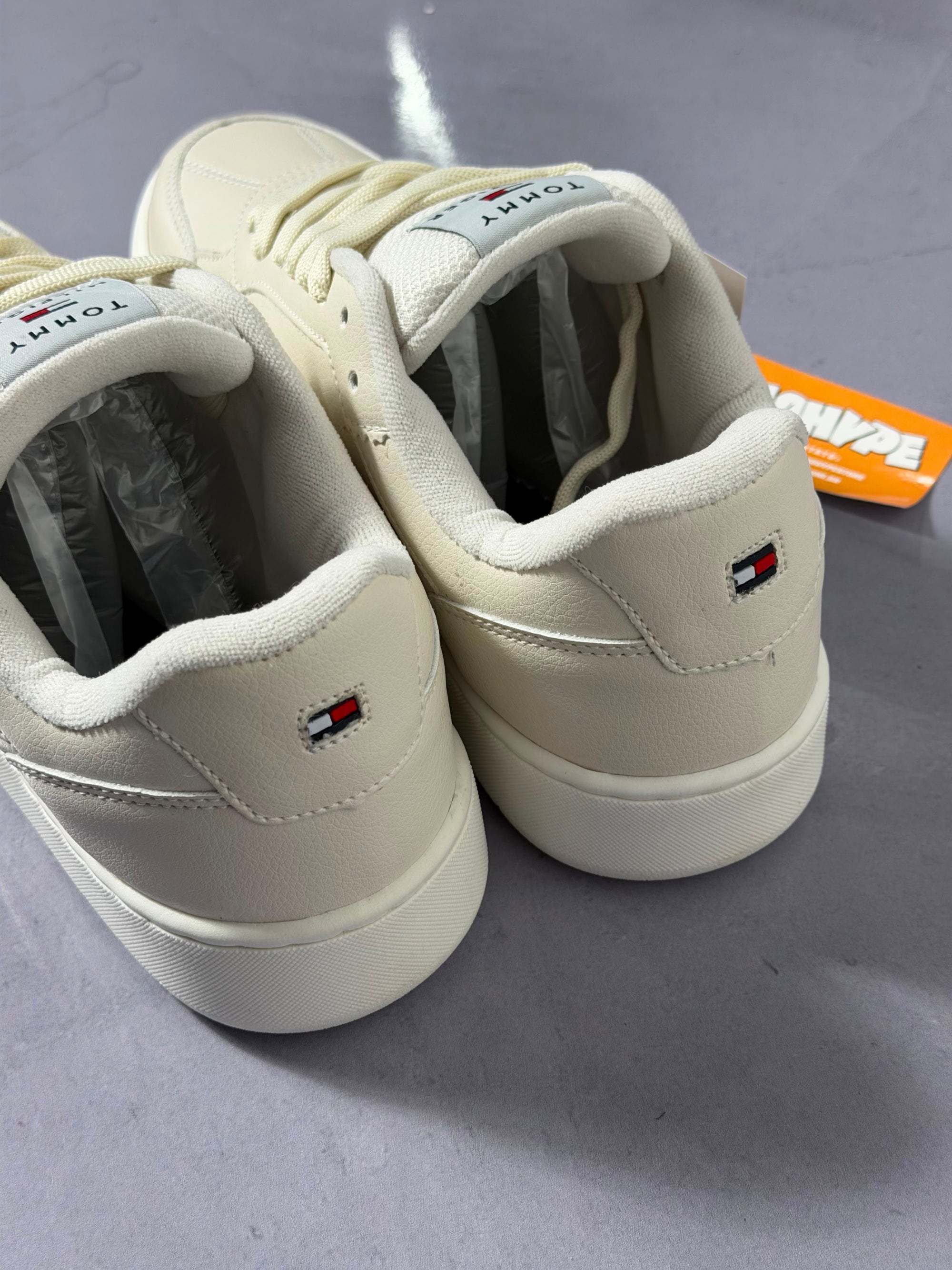 Tênis Tommy Hilfiger Basket Core - Bege