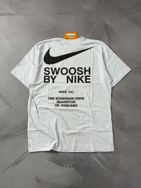 Camiseta Nike By Swoosh - Branca