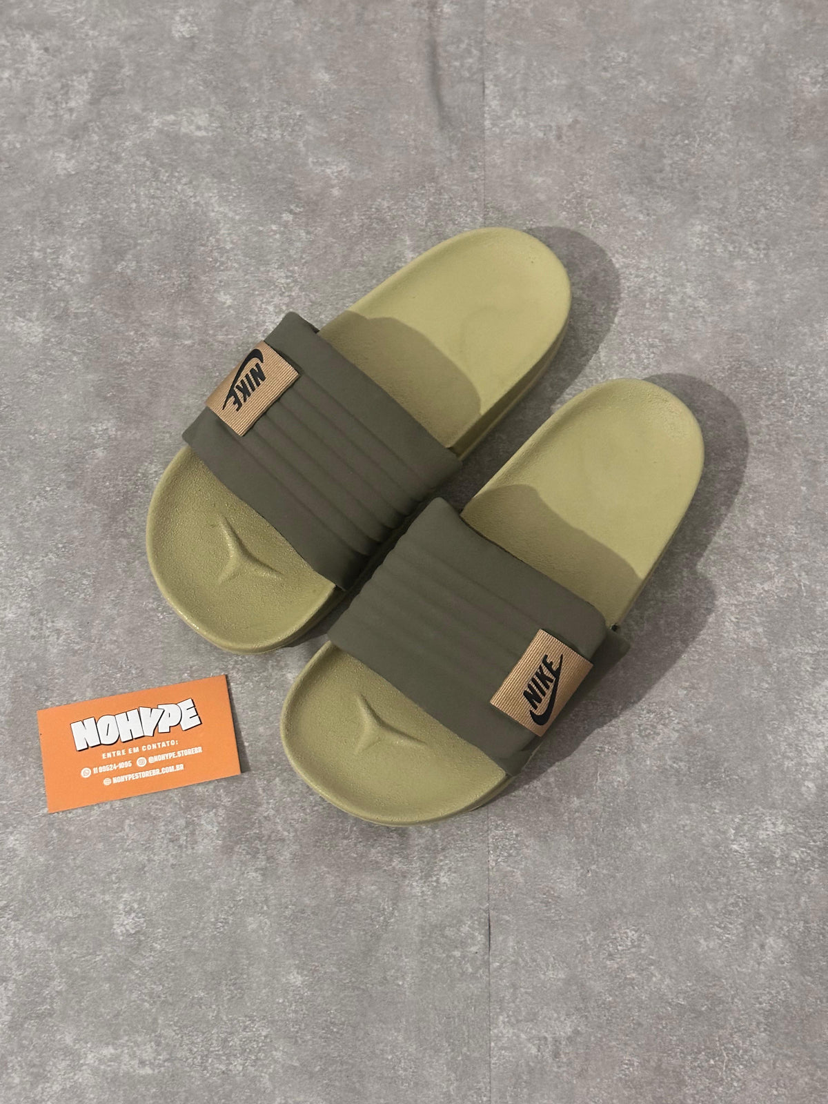 Chinelo Slide Nike Offcourt Adjust - Verde Militar