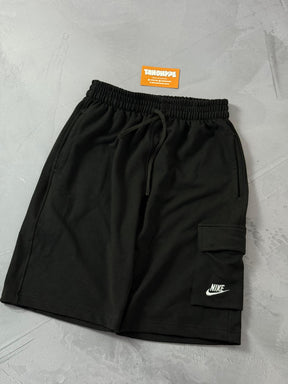 Shorts Moletom Nike Cargo - Preto