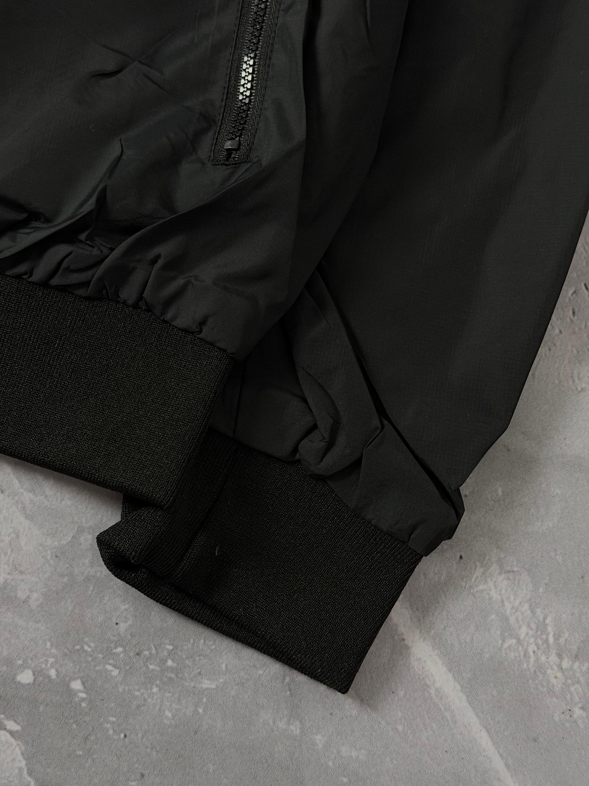 Corta Vento Nike Windrunner - Preto e Branco
