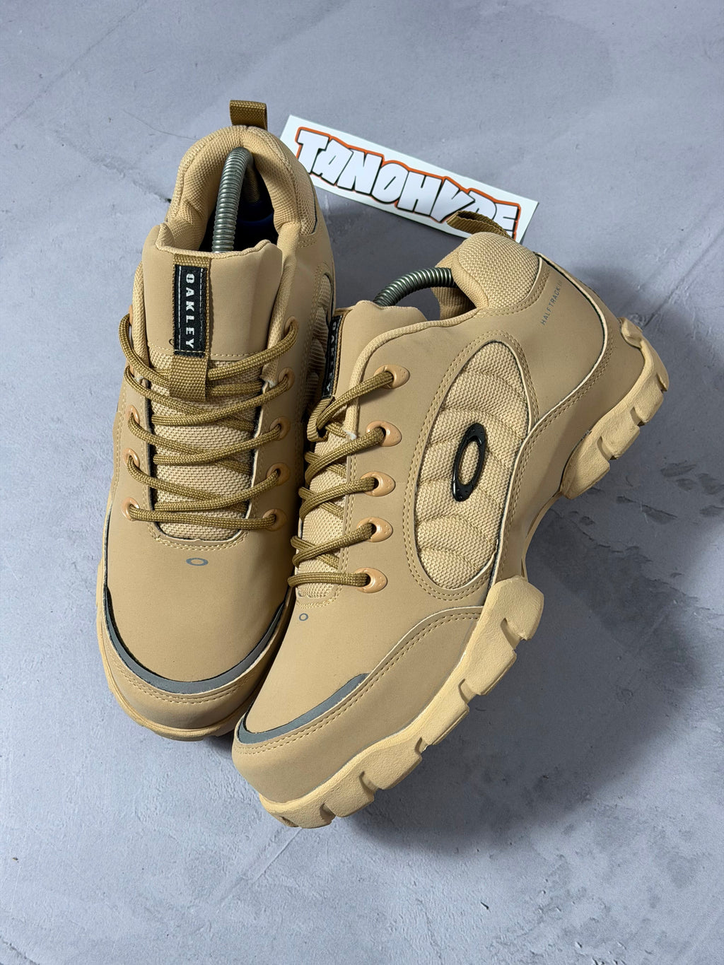 Tênis Oakley Modoc Low - Bege