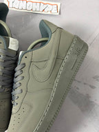 Tênis Nike Air Force 1 - Cinza