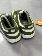 Tênis Nike Dunk - Verde Militar