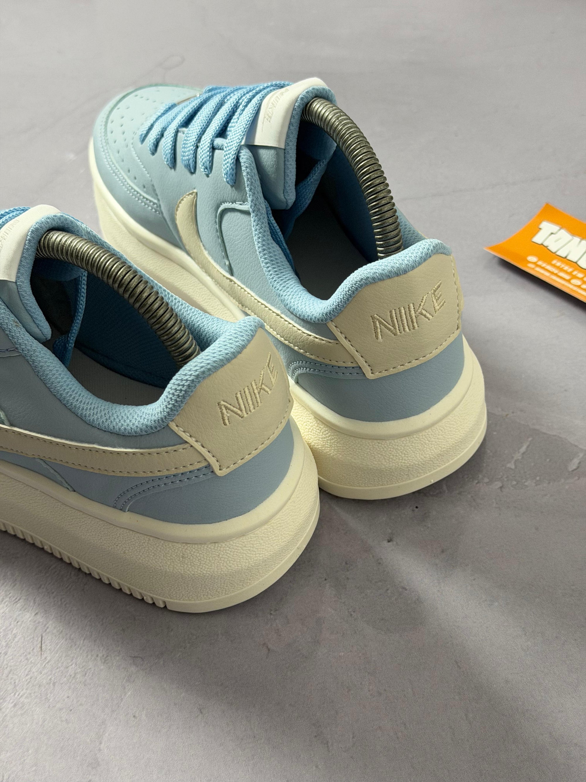 Tênis Nike Court Vision Alta - Azul