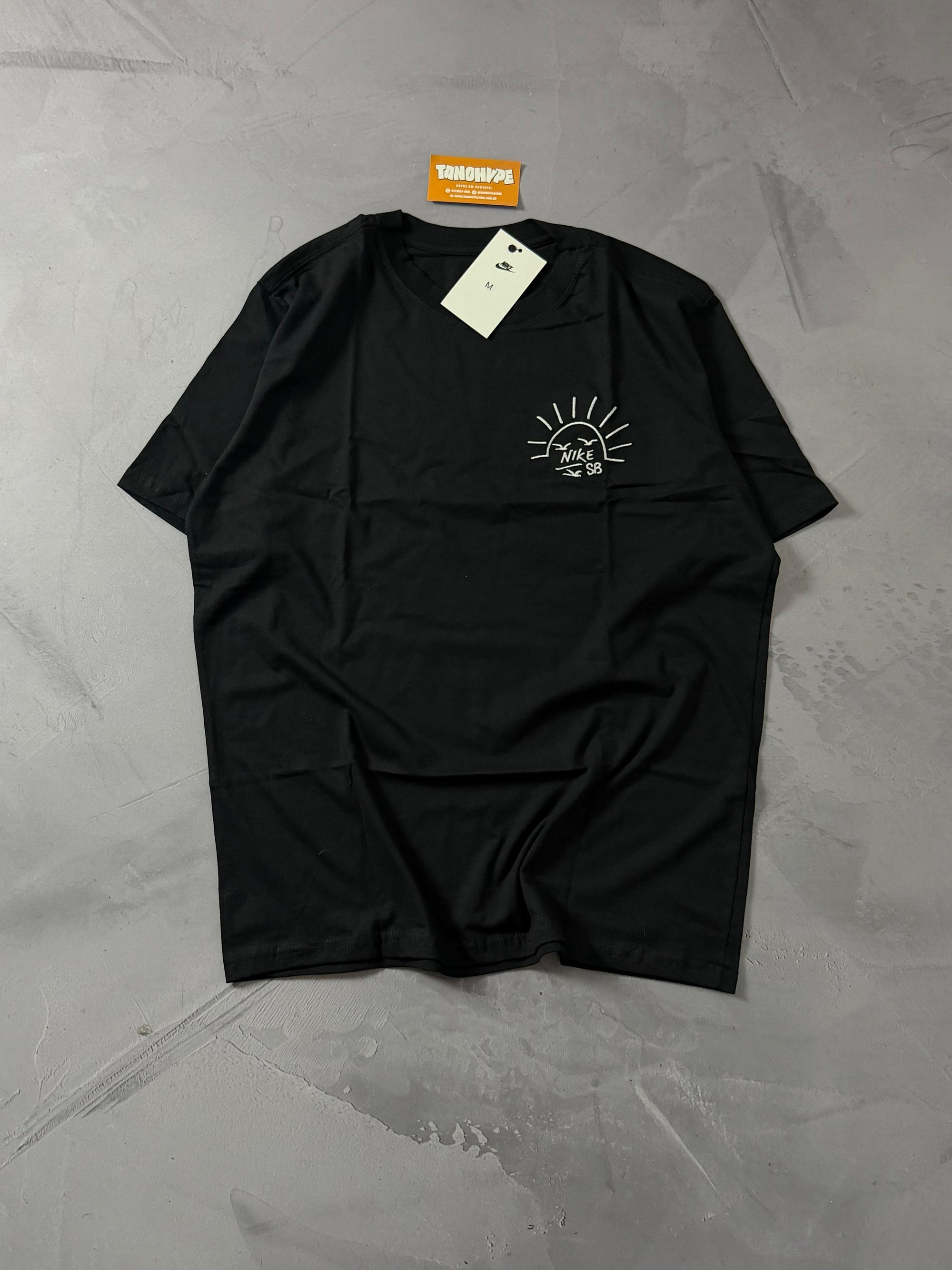 Camiseta Nike Sb Sunset 2.0 - Preto
