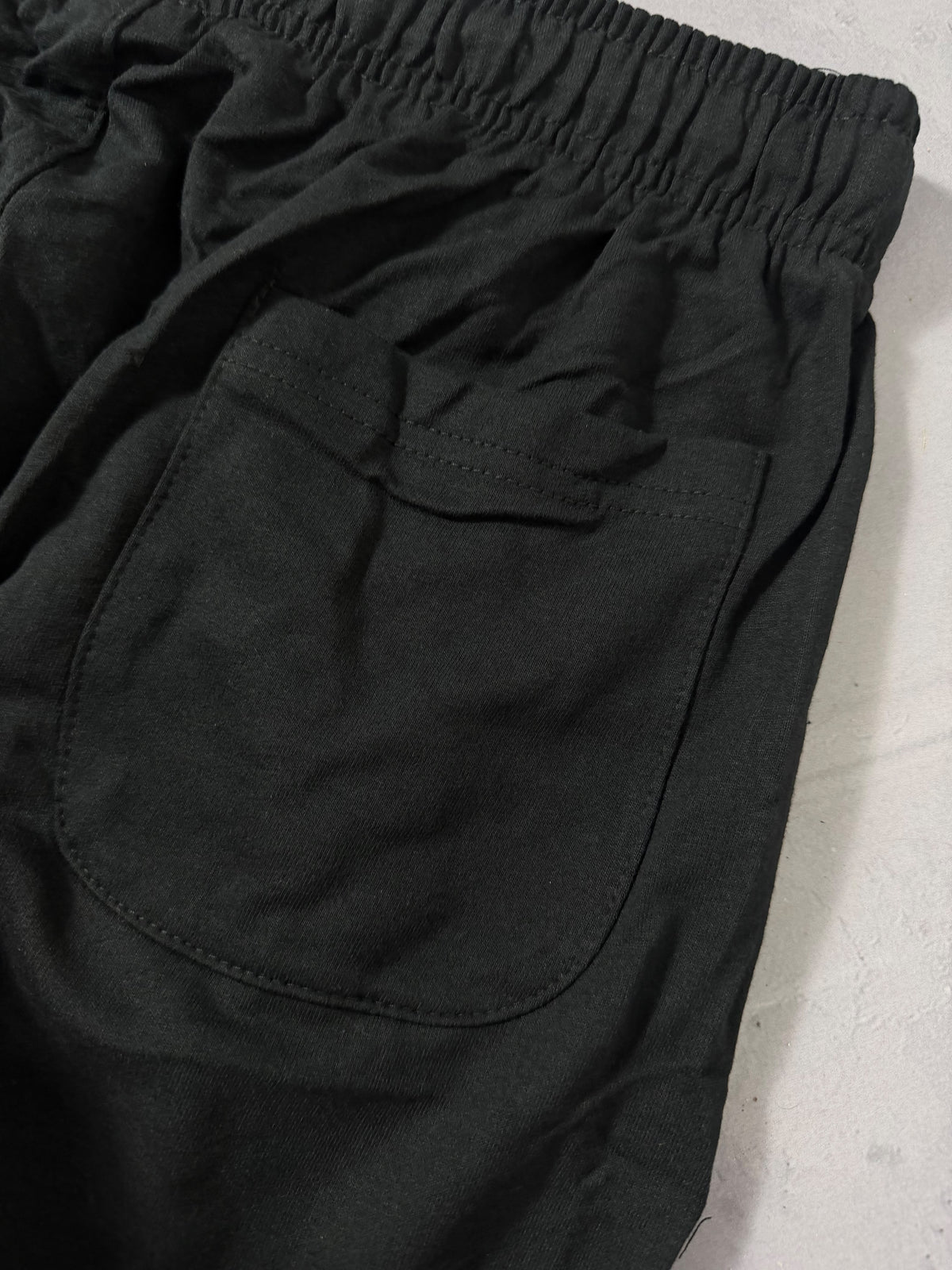 Shorts Moletom Nike Club - Preto