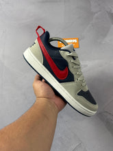 Tênis Nike Borough - Cinza/Vermelho/Azul