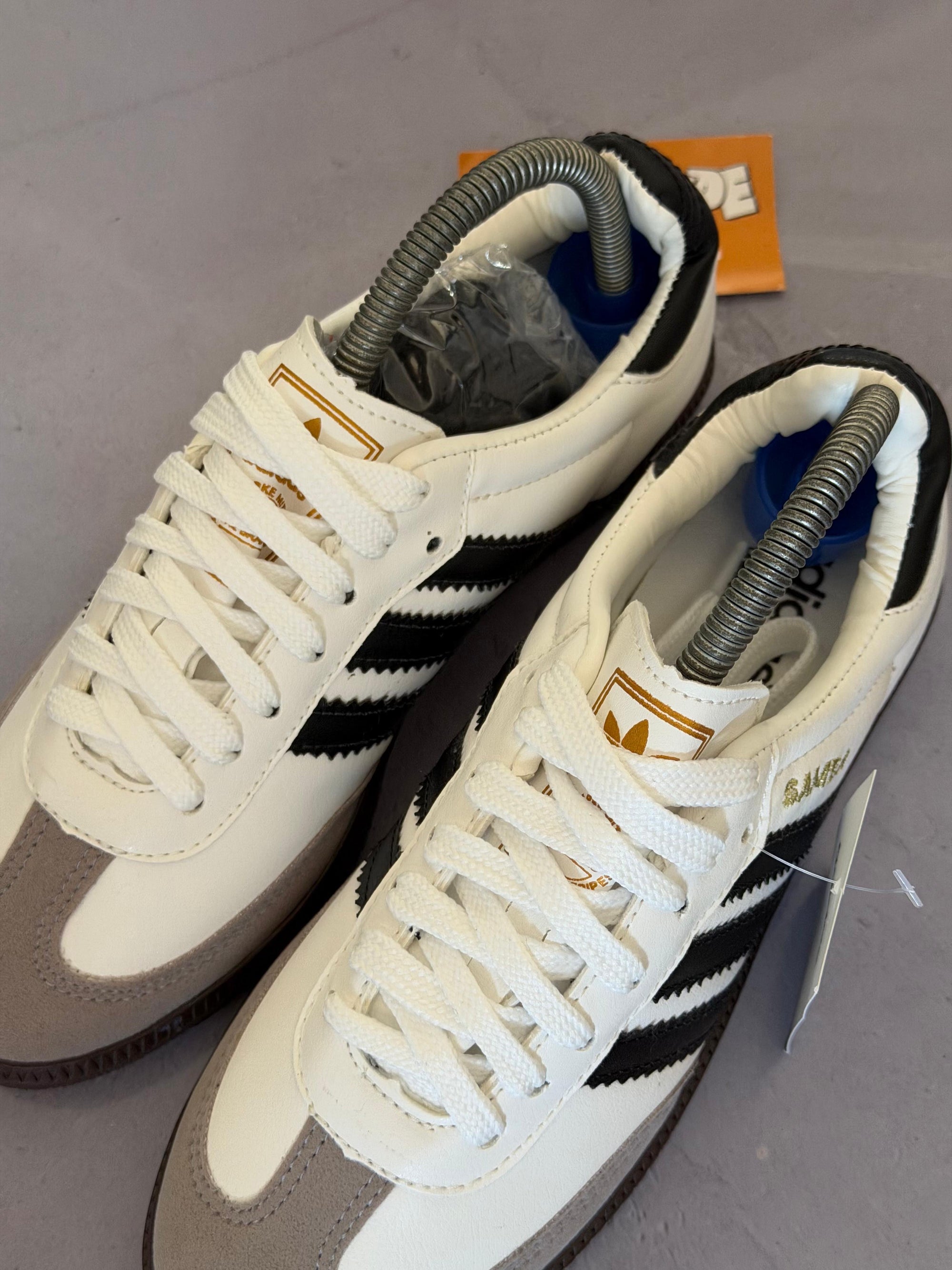 Tênis Adidas Samba - White Brown