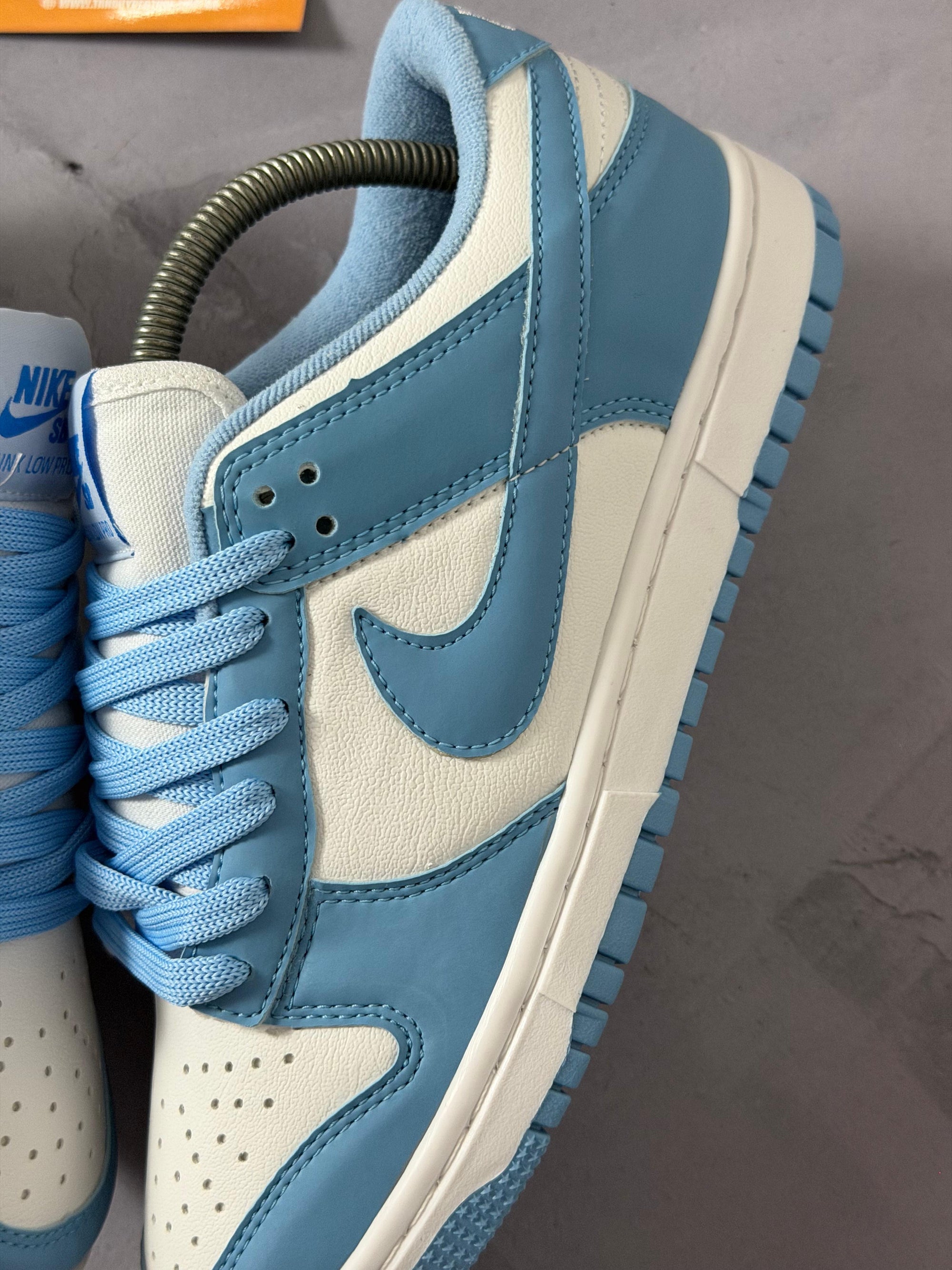 Tênis Nike Dunk Sb Low - Azul Bebê