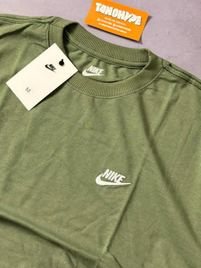 Camiseta Nike Club - Verde