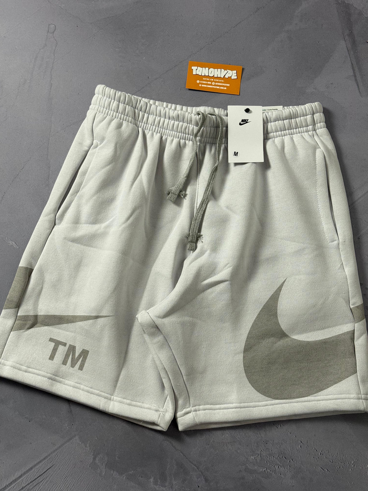 Shorts Moletom Nike Big Swoosh TM - Branco