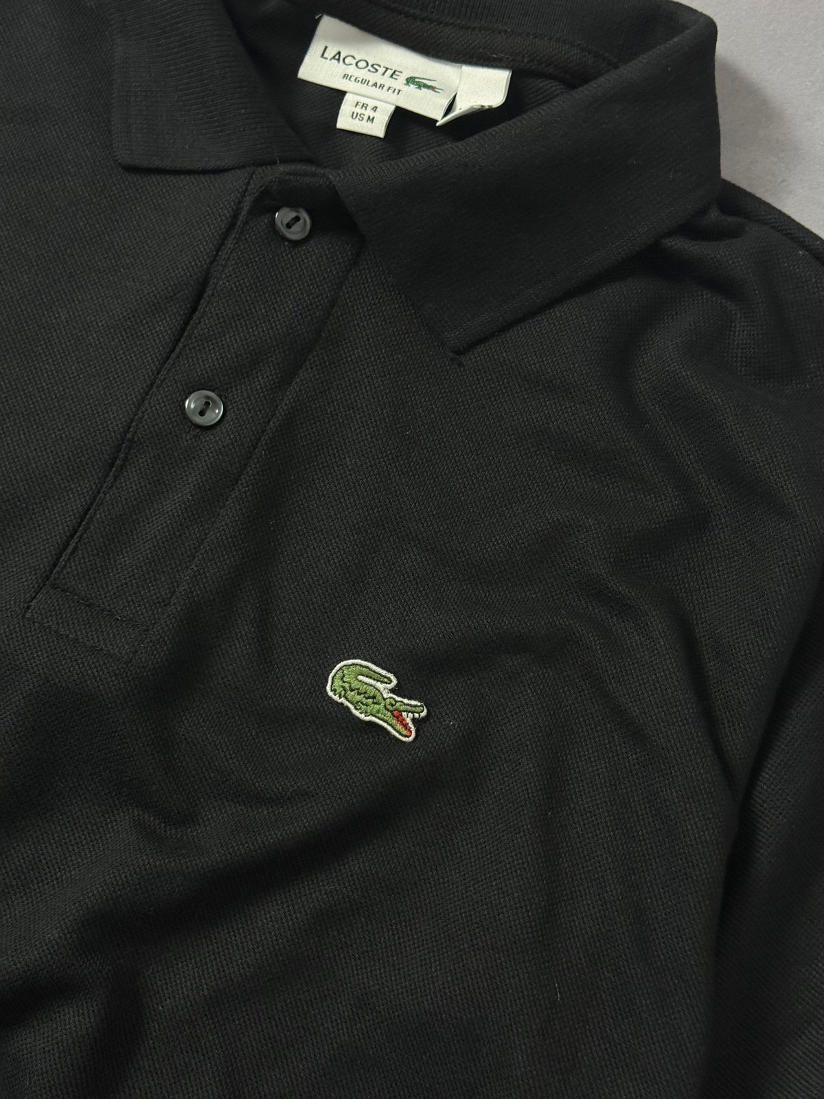 Polo Lacoste - Preta