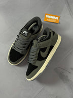 Tênis Nike Dunk - Cinza e Preto