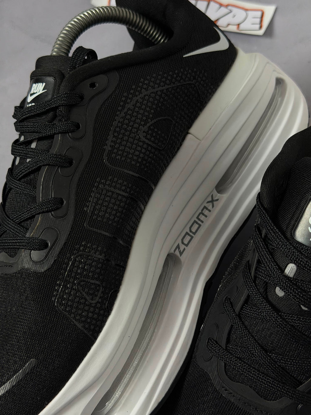 Tênis Nike Vomero - Black White