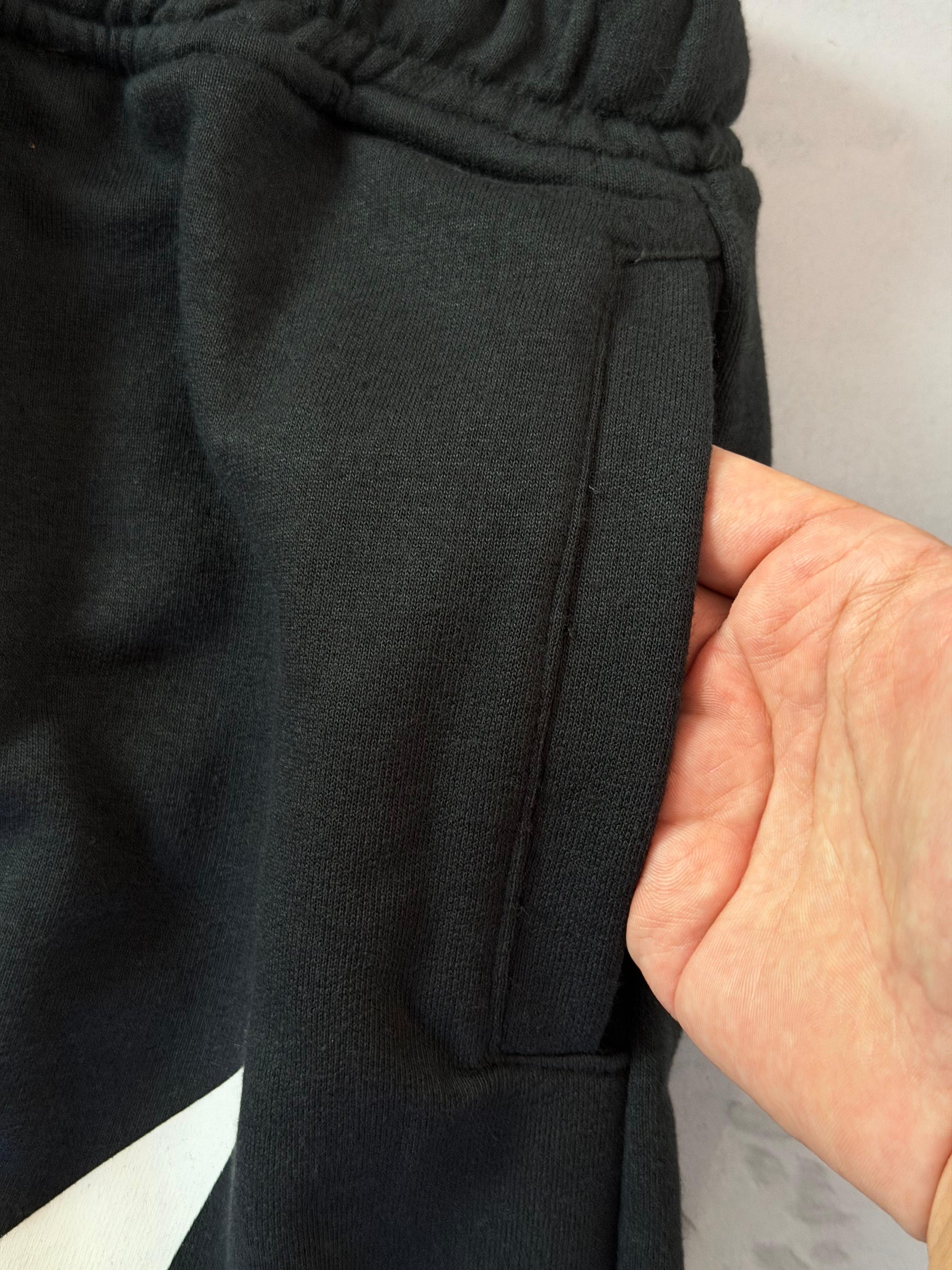 Shorts Moletom Nike Big Swoosh TM - Preto