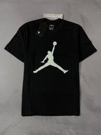 Camiseta Jordan Big Logo - Preto