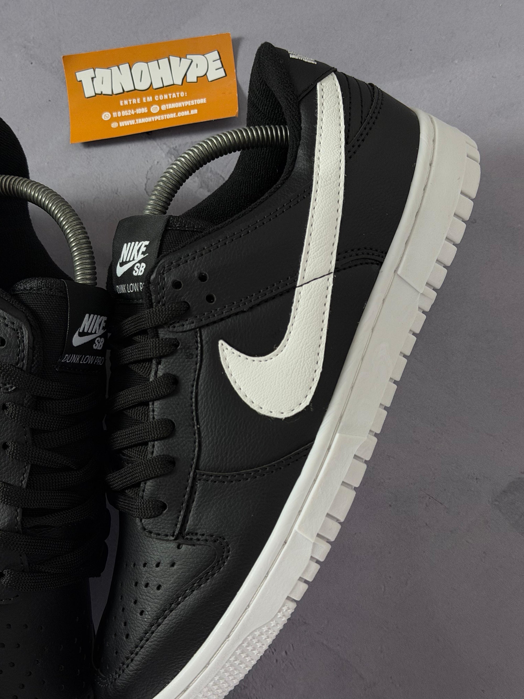 Tênis Nike Dunk Sb Low - Preto/Branco