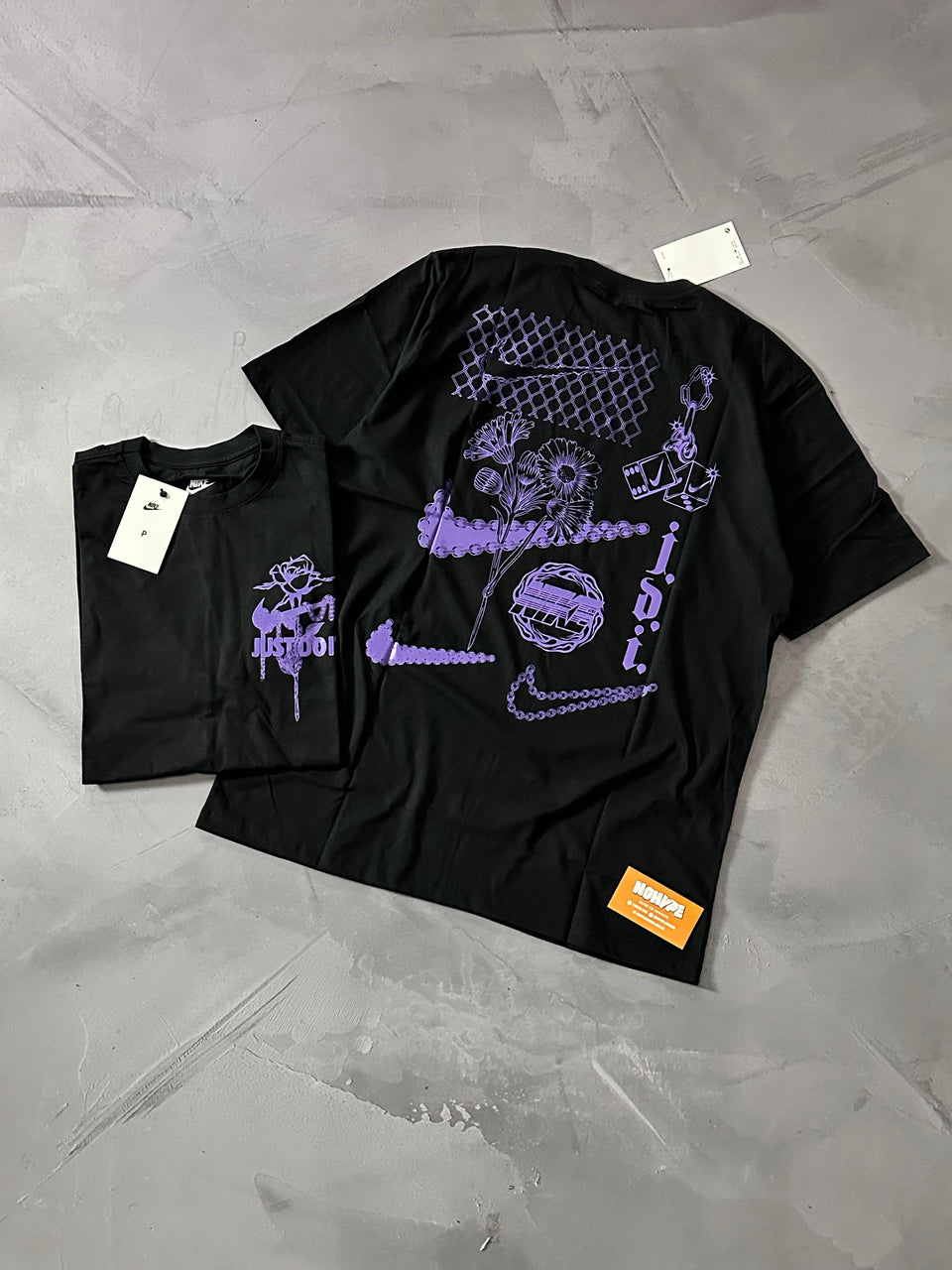 Camiseta Nike Flowers - Preto