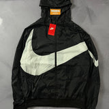 Corta Vento Nike Big Swoosh - Preto