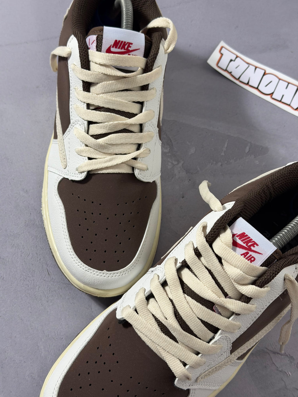 Tênis Nike Air Jordan Low 1 x Travis - Reverse Mocha