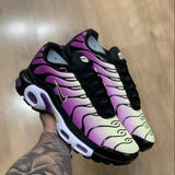Tênis Nike Air Max Plus TN - Bold Berry
