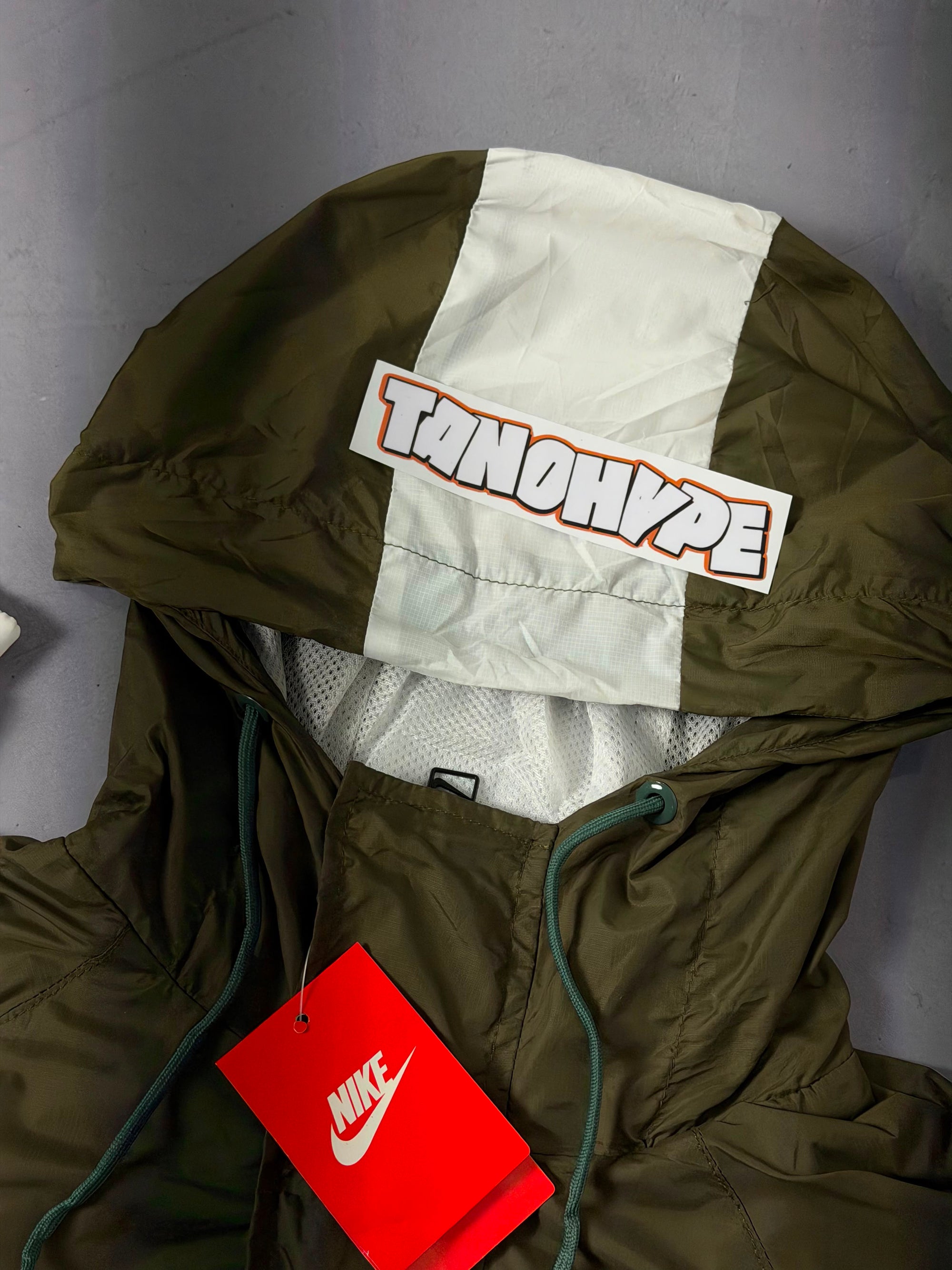 Corta Vento Nike Big Logo - Verde Militar