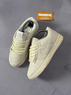 Tênis Nike Dunk - OffWhite