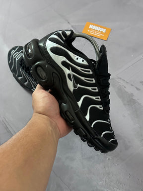Tênis Nike Air Max Plus TN - Venom