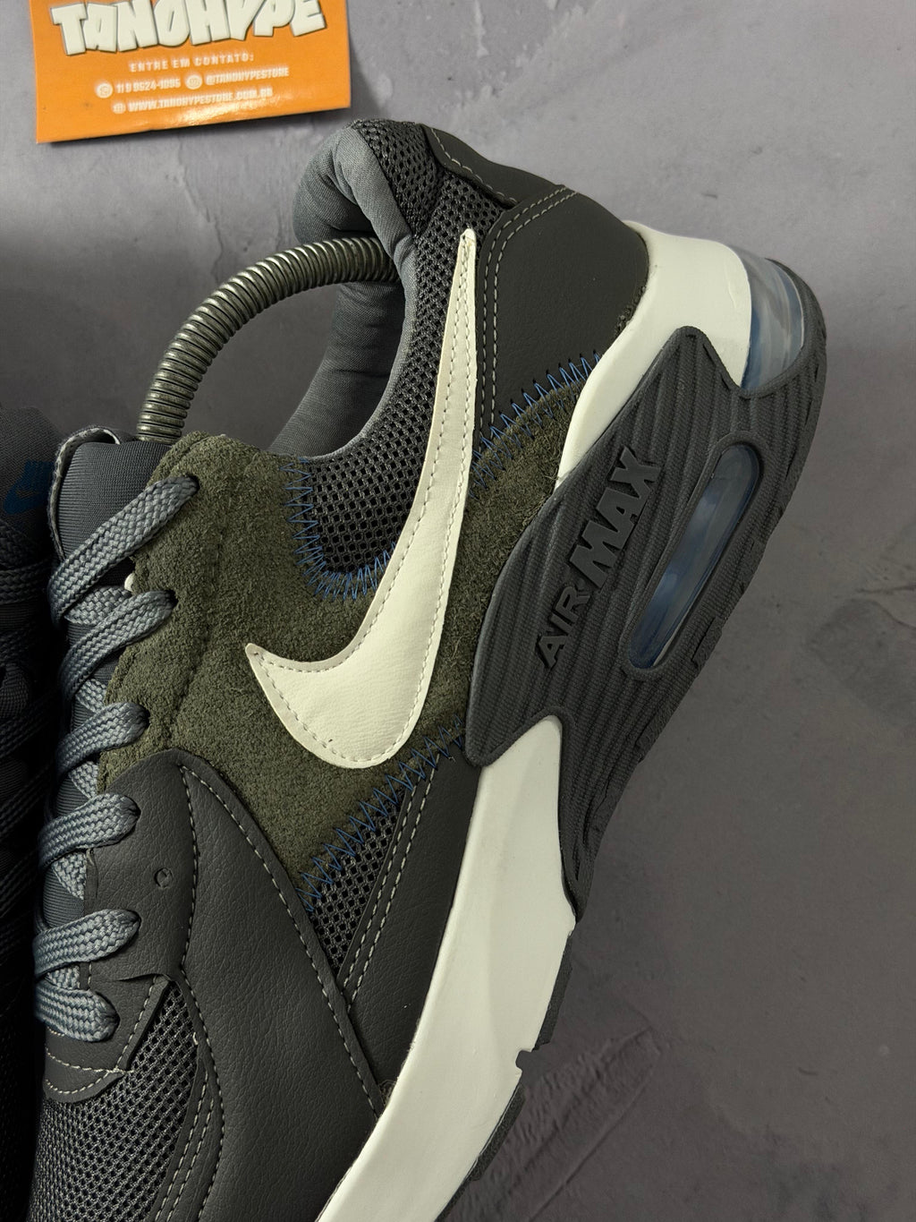 Tênis Nike Air Max Excee - Cinza