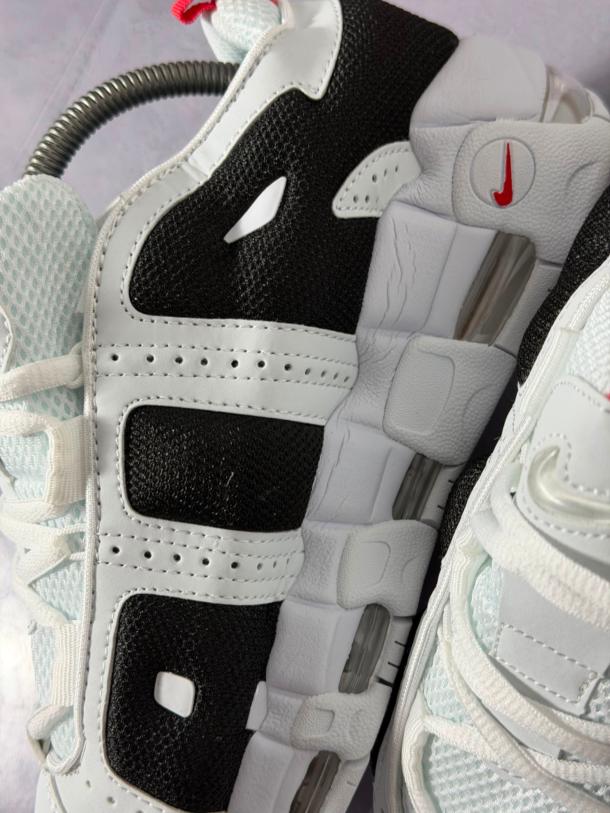 Tênis Nike Air More Uptempo Low - White