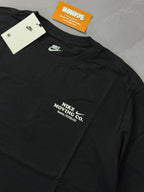 Camiseta Nike Moving - Preto