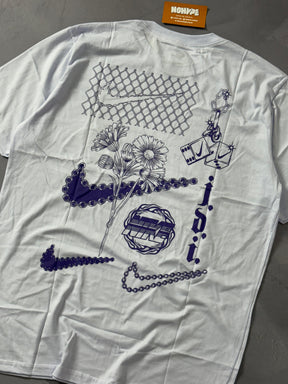 Camiseta Nike Flowers - Branco