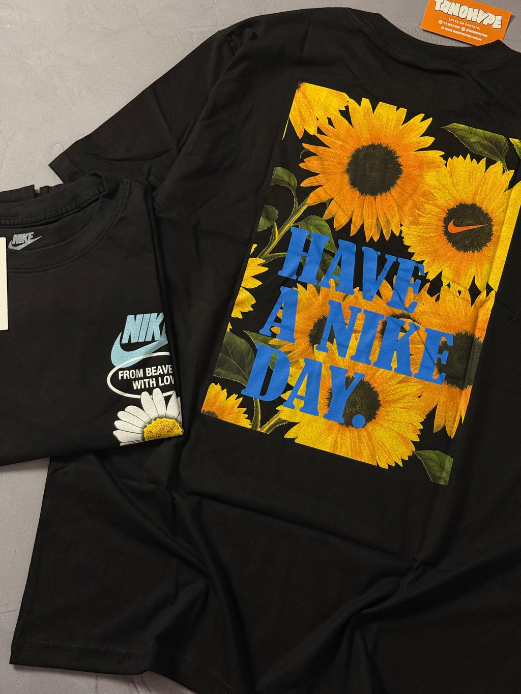 Camiseta Nike Day Flowers - Preto