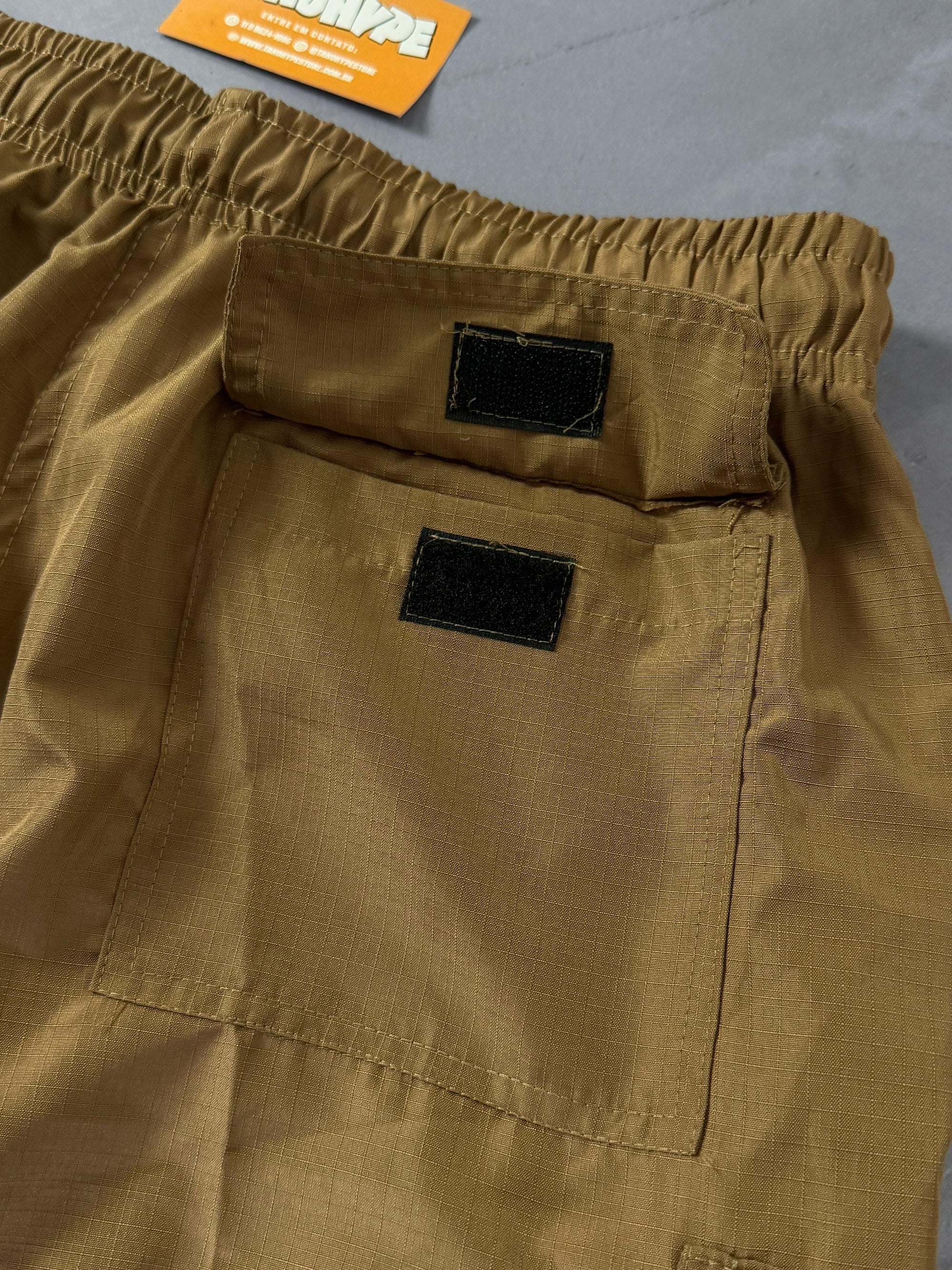 Shorts Ripstop Cargo Nike - Bege