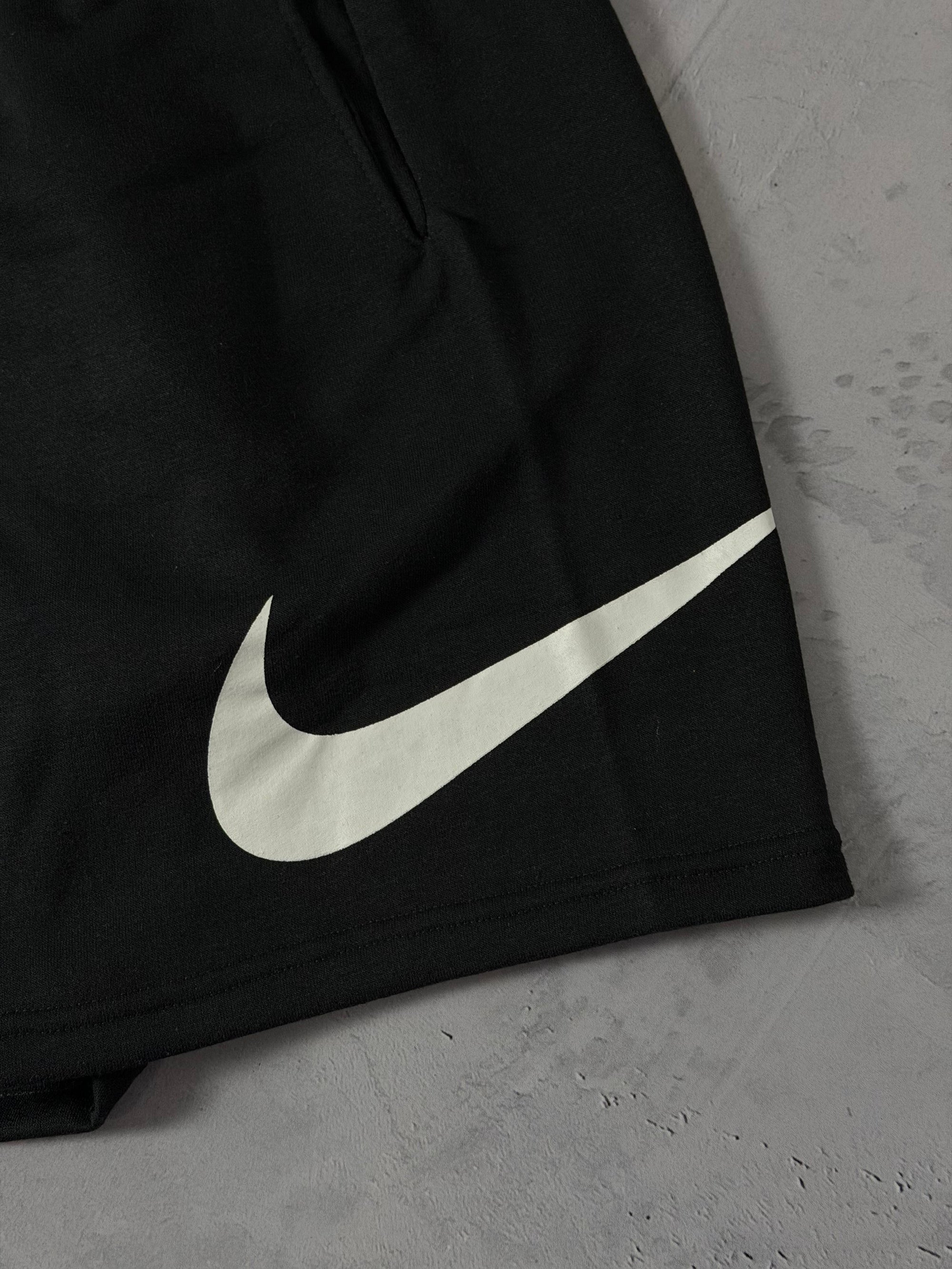 Shorts Moletom Nike Big Swoosh - Preto