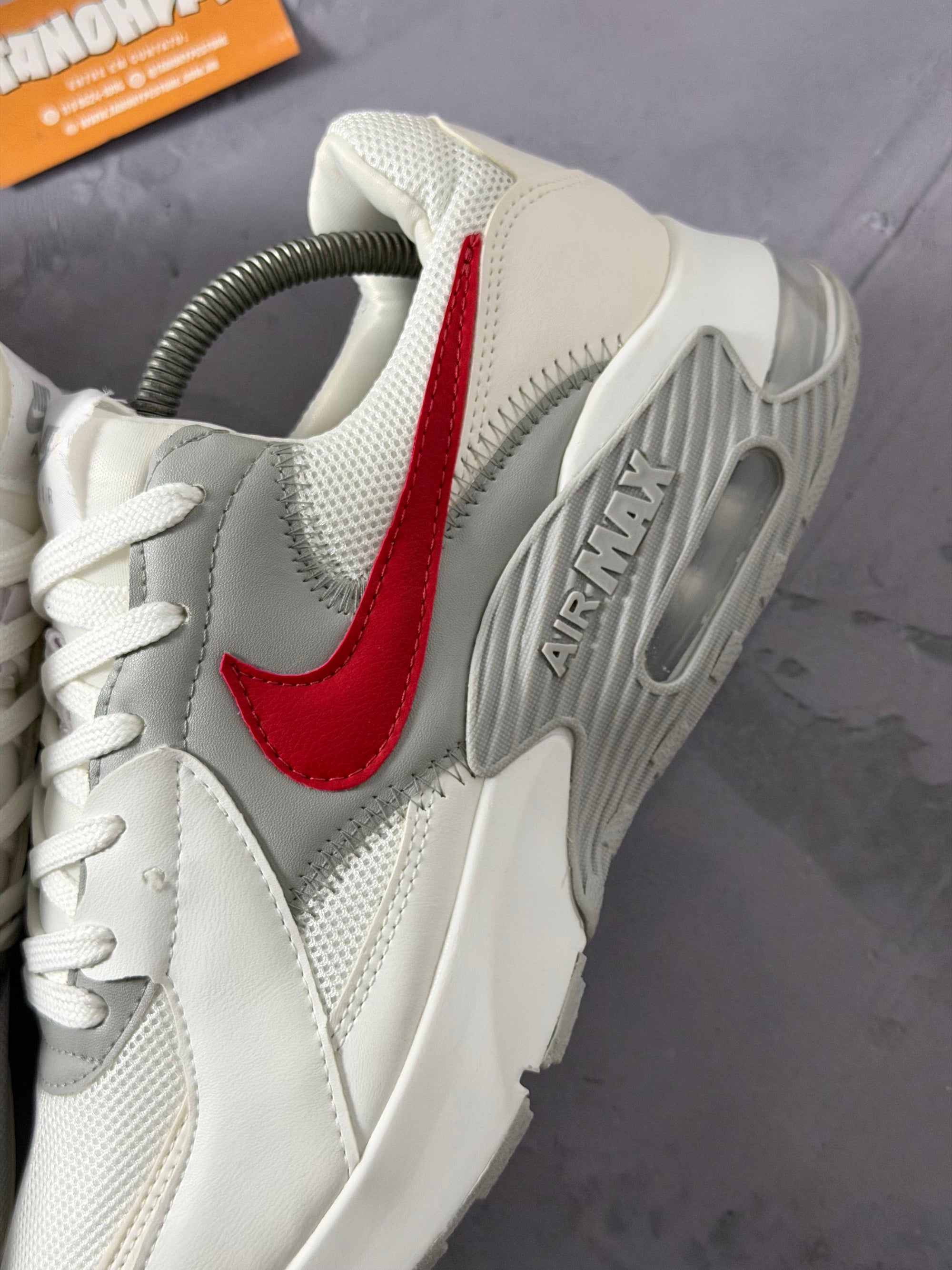 Tênis Nike Air Max Excee - Branco/Vermelho