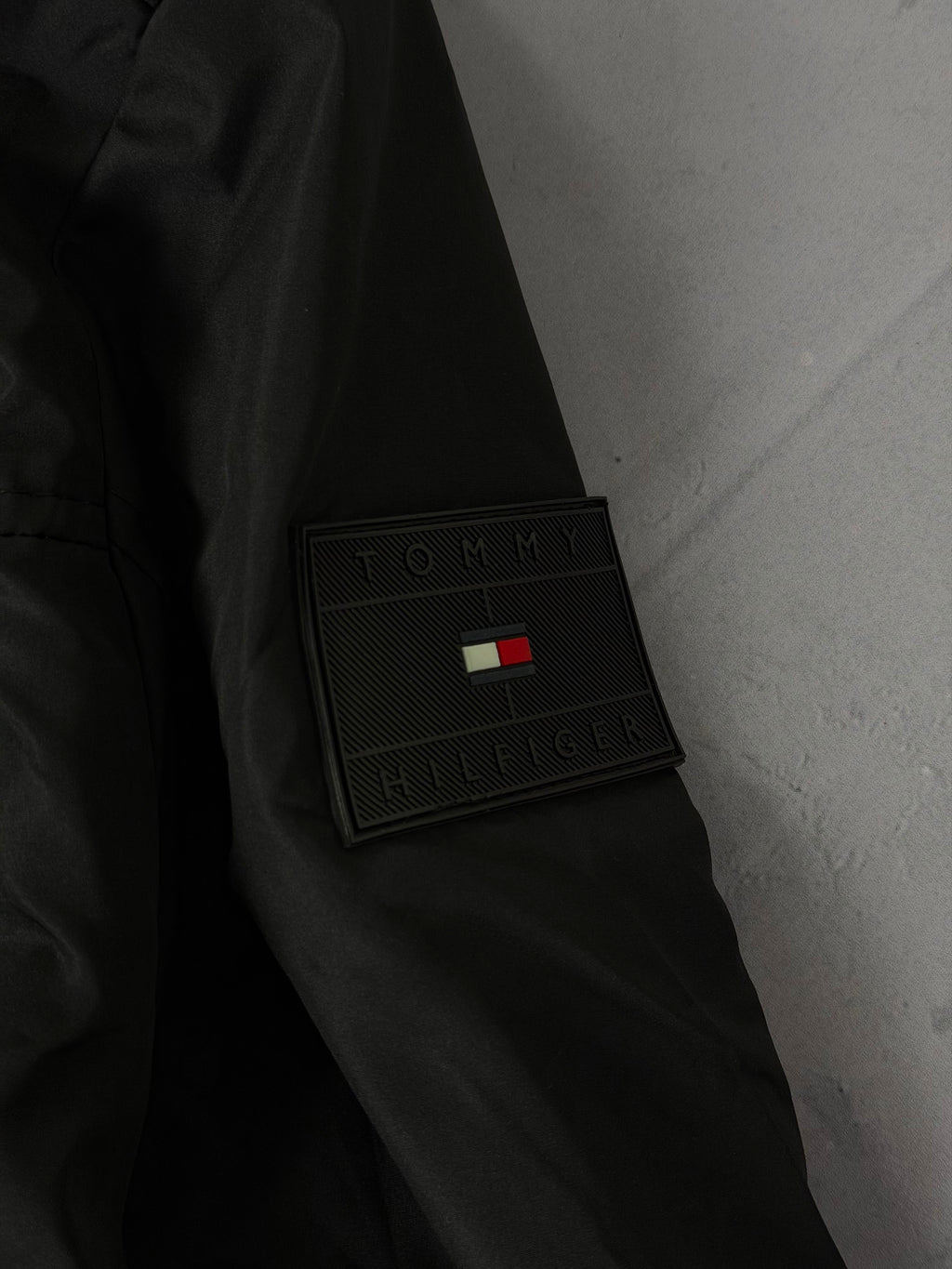 Jaqueta Velejador Tommy Hilfiger - Preto/Branco