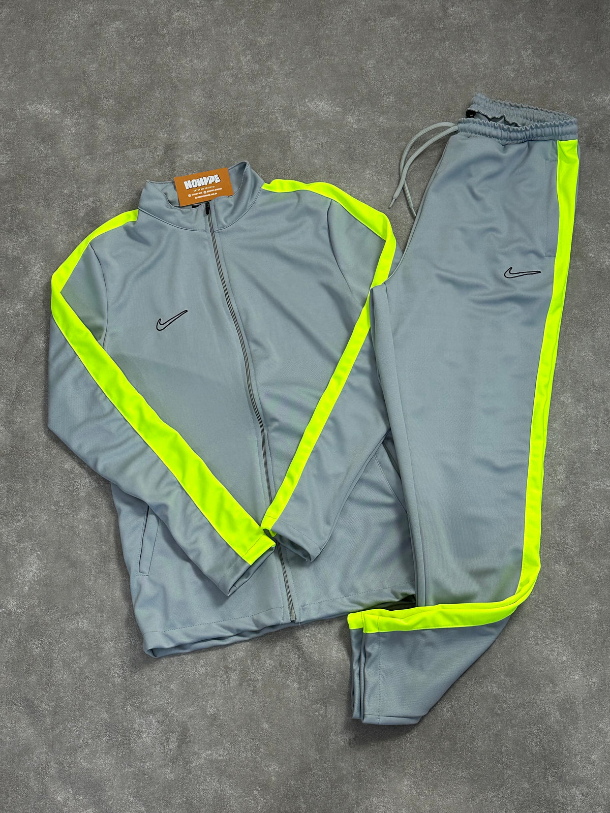 Conjunto Academy Dri Fit - Cinza e Verde