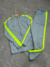Conjunto Academy Dri Fit - Cinza e Verde