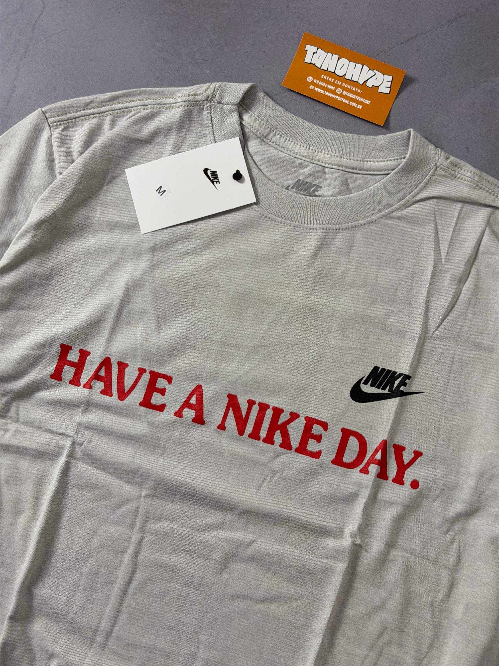 Camiseta Nike Have Day - Cinza