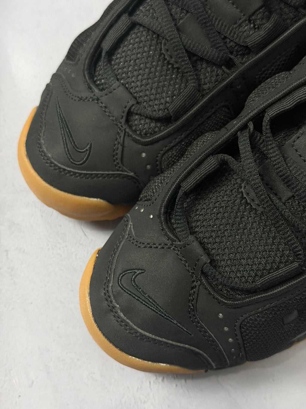 Tênis Nike Air More Uptempo Low - Black Gum