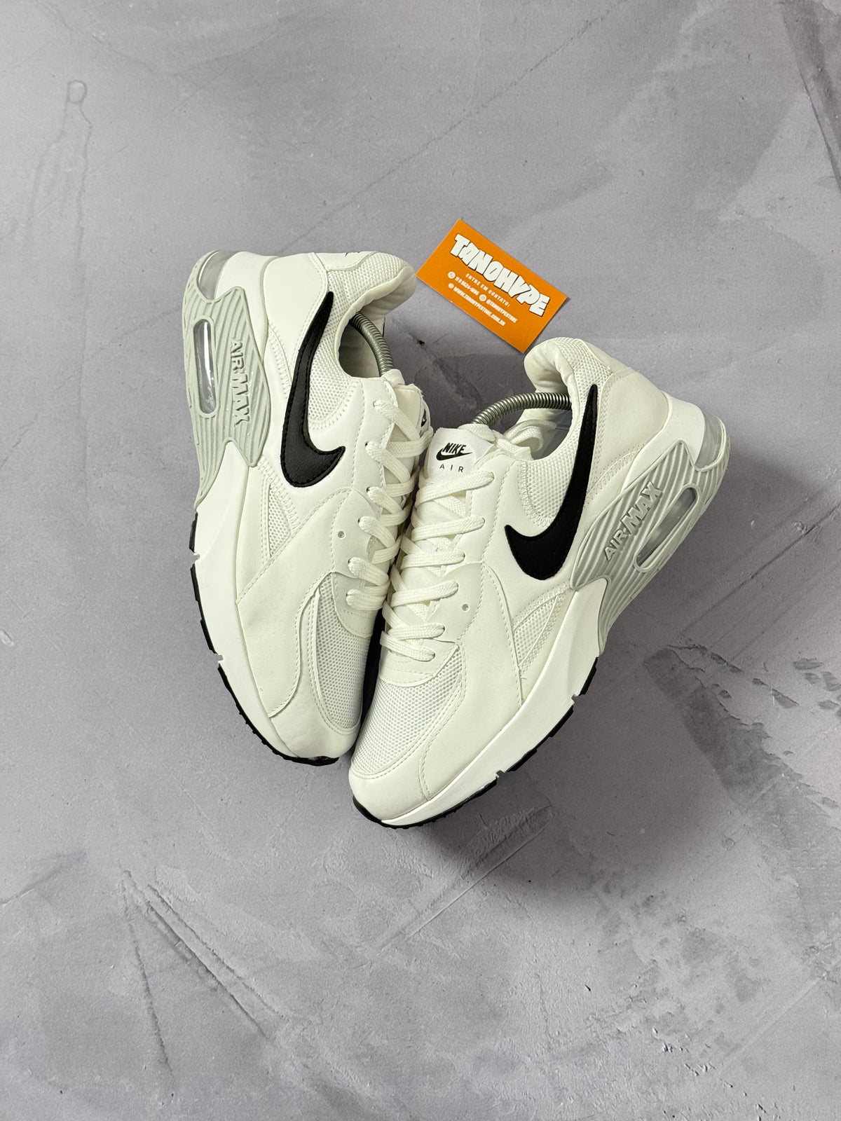 Tênis Nike Air Max Excee - Branco/Preto