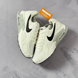 Tênis Nike Air Max Excee - Branco/Preto