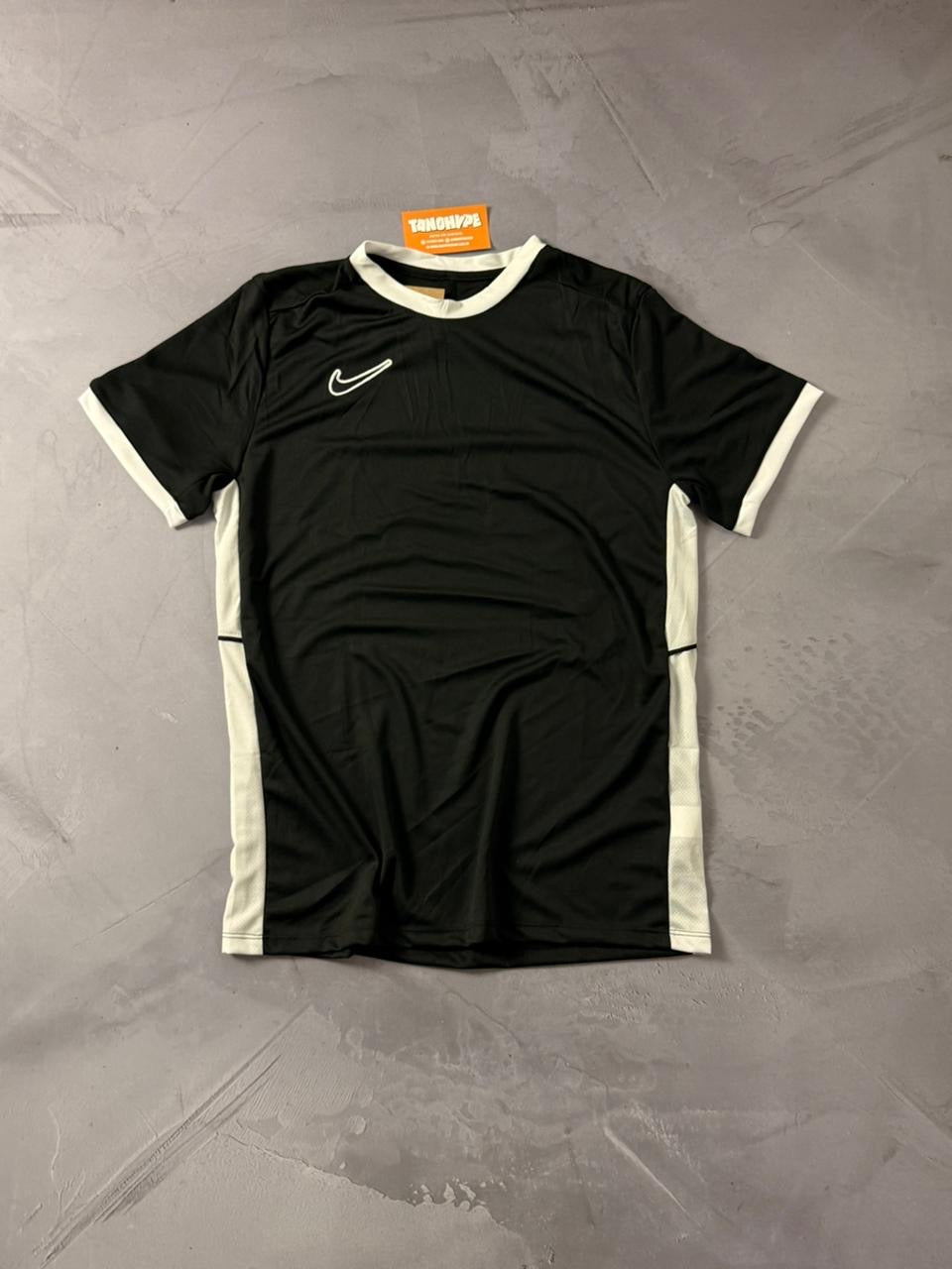 Camiseta Nike Dri Fit Academy 25 - Preta